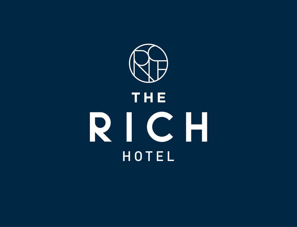 The Rich Hotel Nakhonratcsaszima Kültér fotó