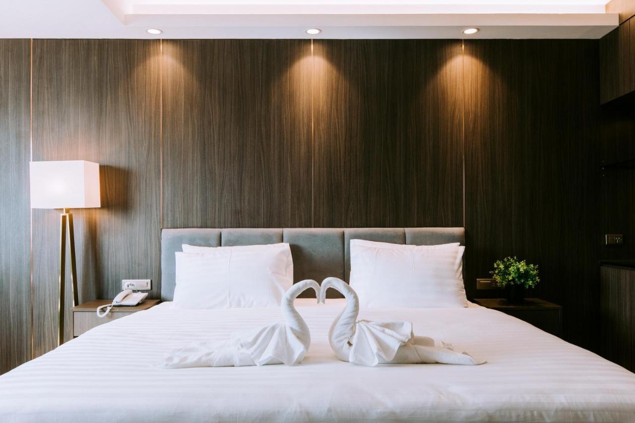 The Rich Hotel Nakhonratcsaszima Kültér fotó